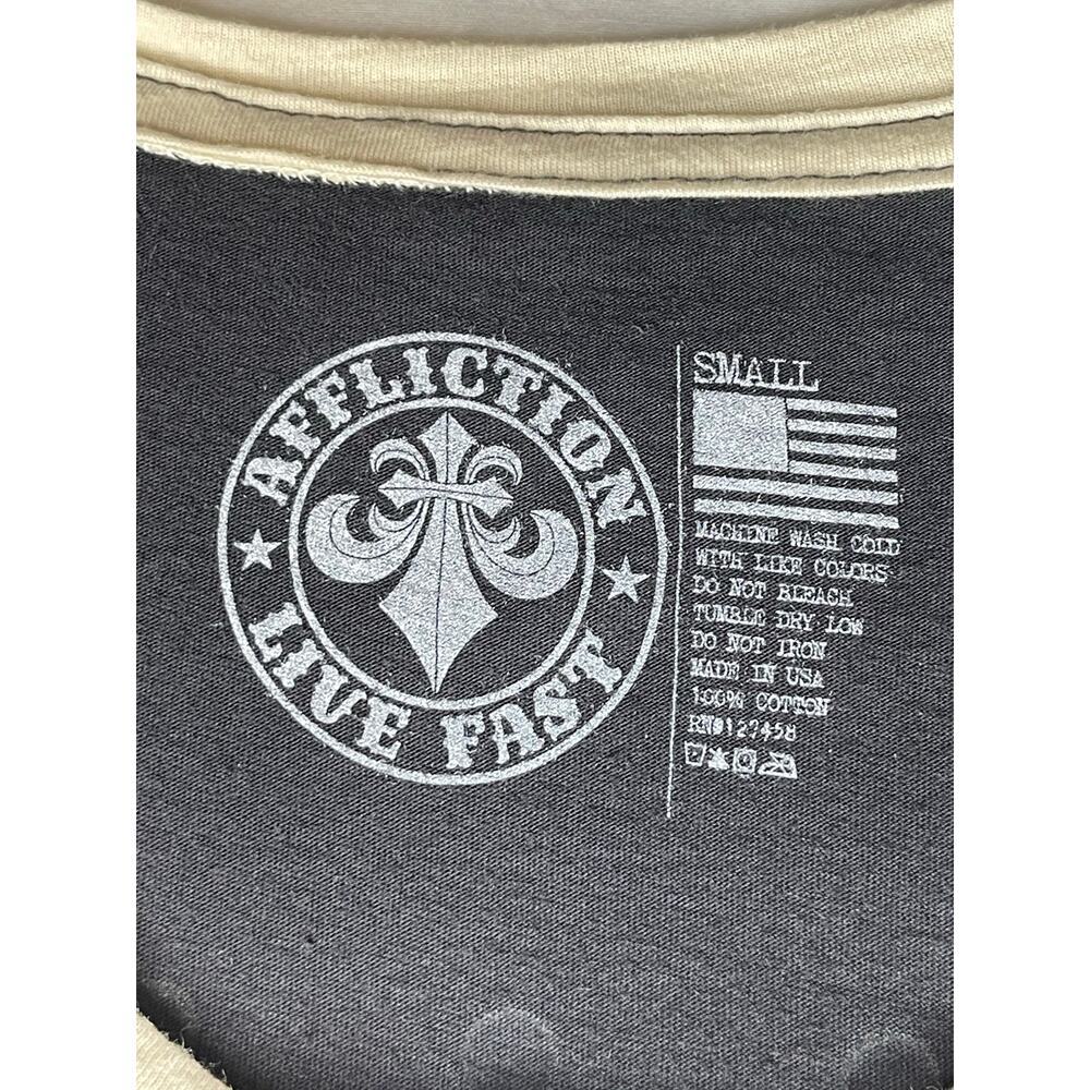 Affliction Live Fast American Customs Studded Graphic shirt S Cream Black Flawed - Picture 3 of 11